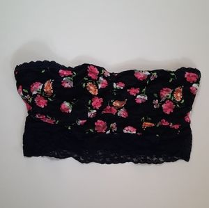 GILLY HICKS: Bandeau, Crop Top, Size S